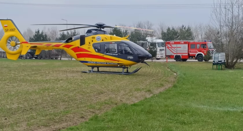 Ruszyli na pomoc mężczyźnie. Lądował LPR