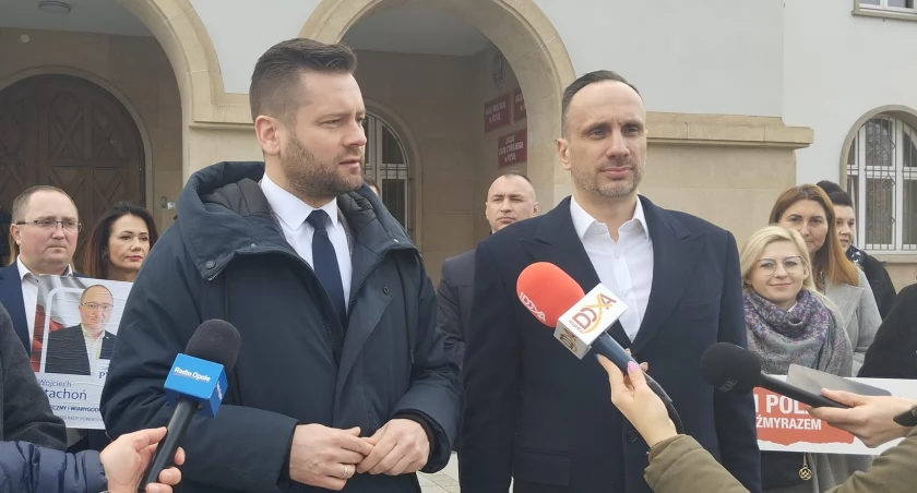 PiS poparło Kordiana Kolbiarza w wyborach na burmistrza Nysy. Janusz Kowalski: Głosujcie na Kolbiarza