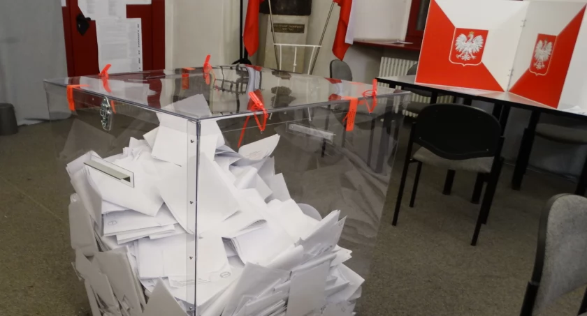 Wybory samorządowe 2024 r. Ilu kandydatów na jedno miejsce? 