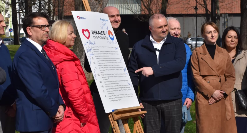 Dziesięć obietnic powiatowych 