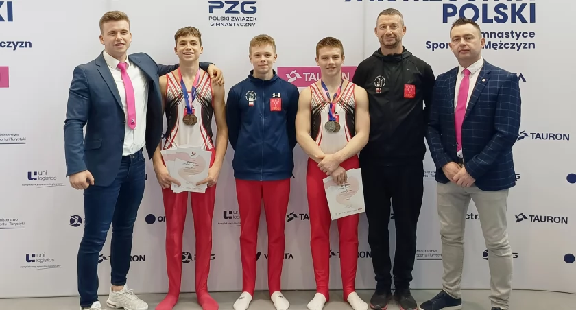 Nyscy gimnastycy na przysłowiową piątkę
