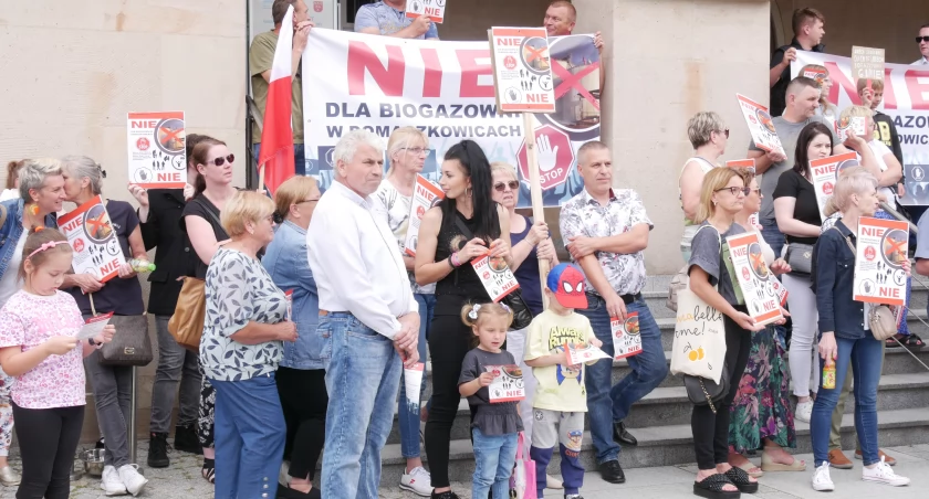 „Nysa to ludzie – wieś to smród”. Protesty przeciwko biogazowni w Domaszkowicach
