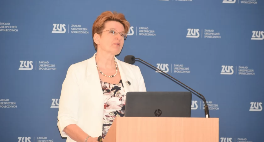 Nyska uczelnia podpisała umowę z ZUS