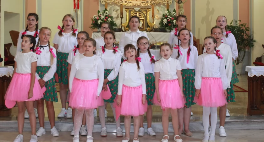 Wielkie wspólne muzykowanie z Uśmiechem w Jasienicy Dolnej