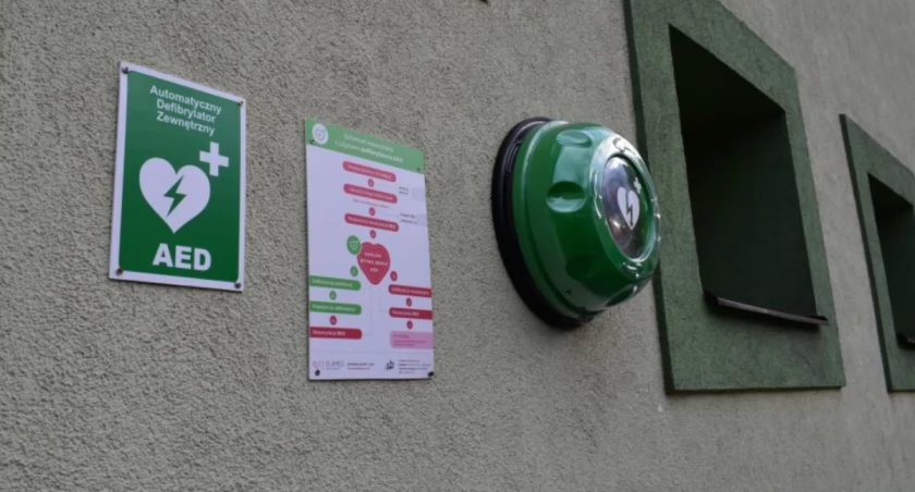 Defibrylatory. Wszędzie tylko nie w Nysie