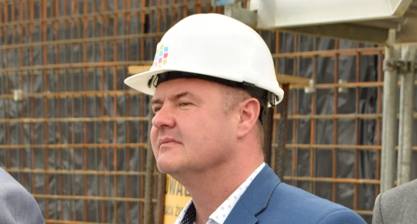 Rekordowa strata ARN. Restrukturyzacji nie będzie 