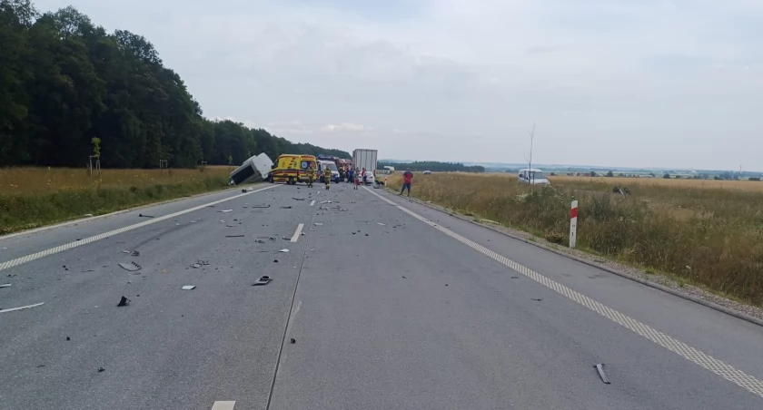 Groźne zdarzenie na DK46! Ląduje LPR