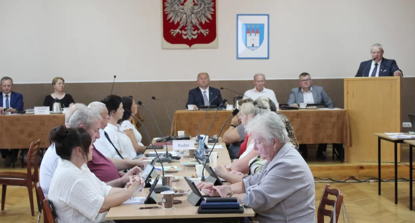 Absolutorium i wotum zaufania dla burmistrza Korfantowa