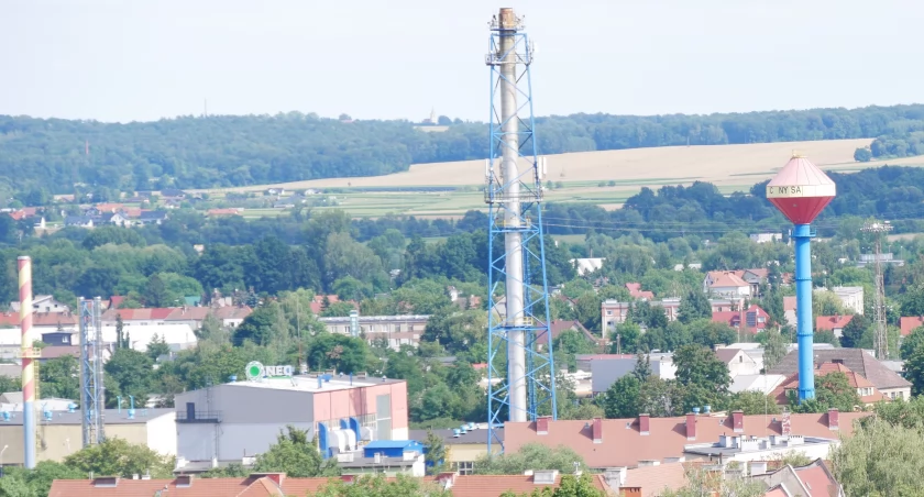 Rekordowe zyski NEC–u. Radny wnioskuje o wypłatę dywidendy