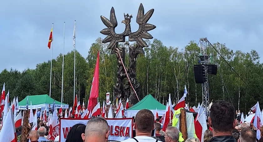 Pomnik Rzeź Wołyńska. Nysanie obecni na otwarciu 