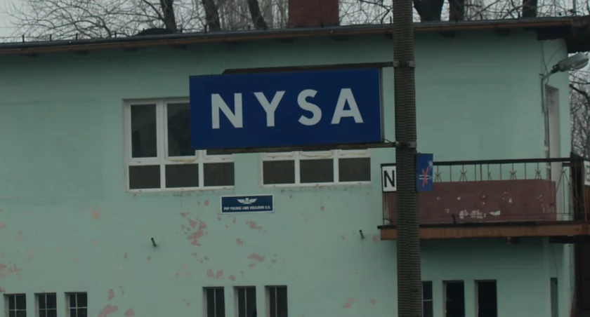 Coraz mniej pasażerów na nyskiej stacji