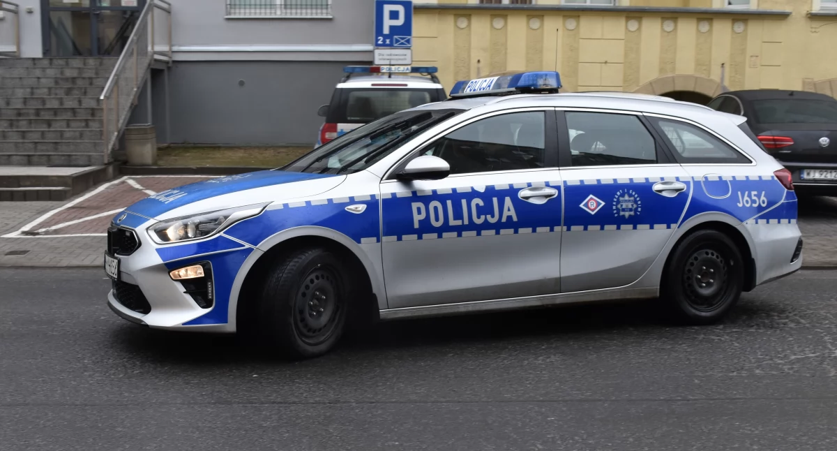 28-latek okradł dom. Zostawił kartkę, że odda