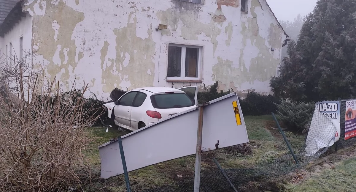 Pijany Gruzin wjechał w budynek