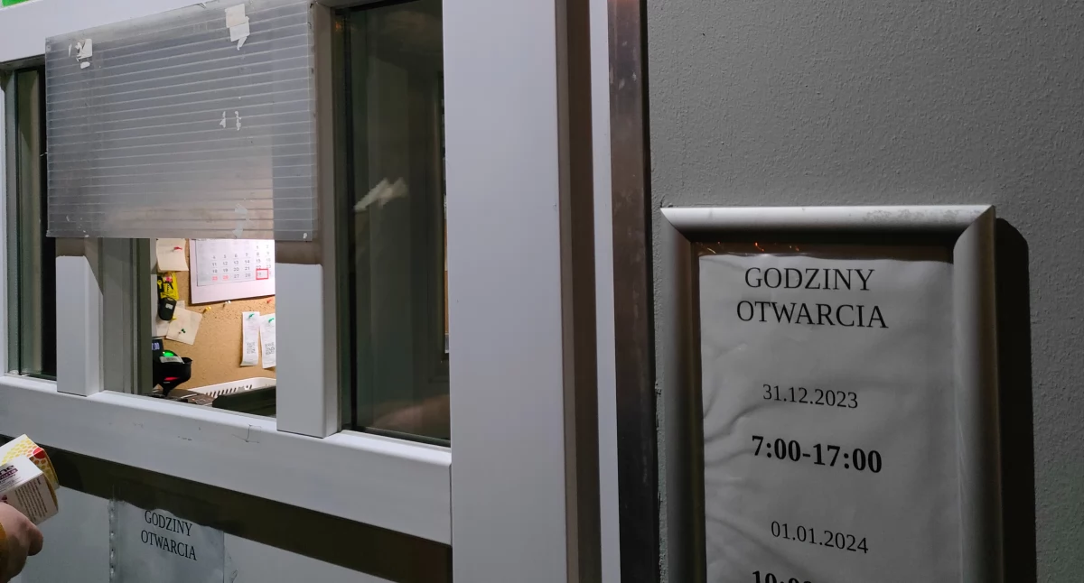 Problem z nocnym i świątecznym dyżurem aptek. Rozwiązania nie widać 