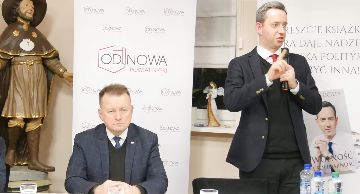 Mariusz Błaszczak w Nysie. Wiceprezes PiS przyjechał na promocję książki Marcina Ociepy 