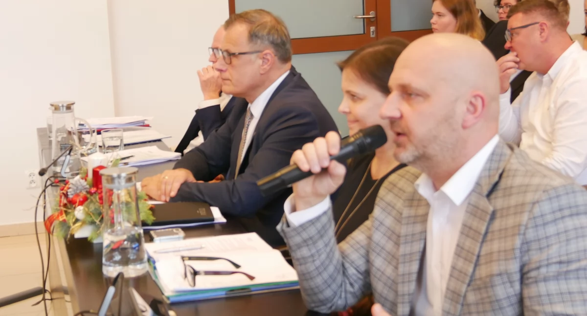 Tylko 15 000 zł na bezpieczeństwo! Powódź niczego ich nie nauczyła? 