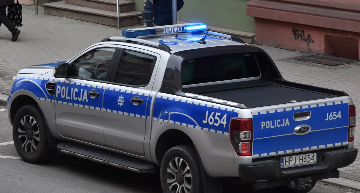 Kierowca pod wpływem alkoholu? Policja bada sprawę