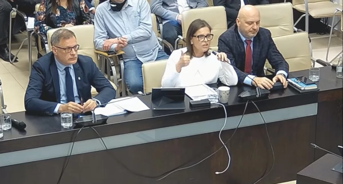 Wrzeszcząca wiceburmistrz. Elwira Ślimak atakuje organizatorów referendum i radnych opozycji 