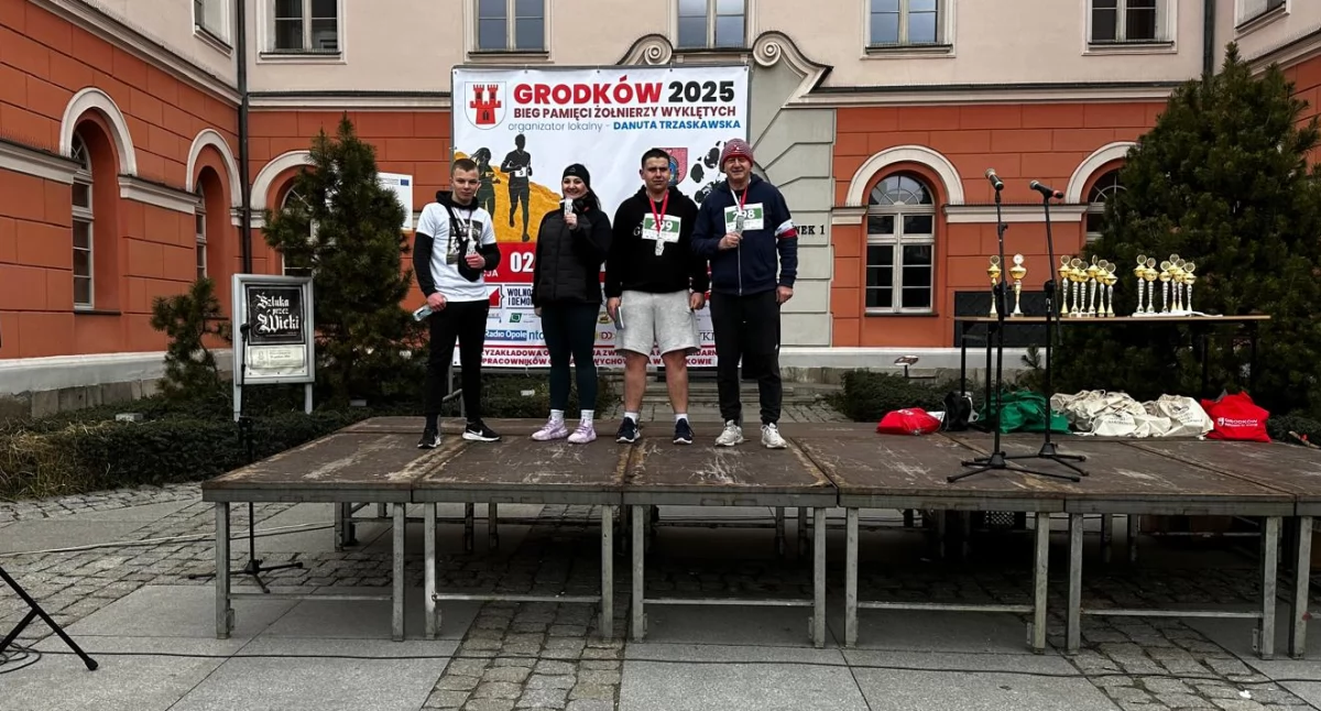 Wychowankowie MOW pobiegli „Tropem Wilczym”