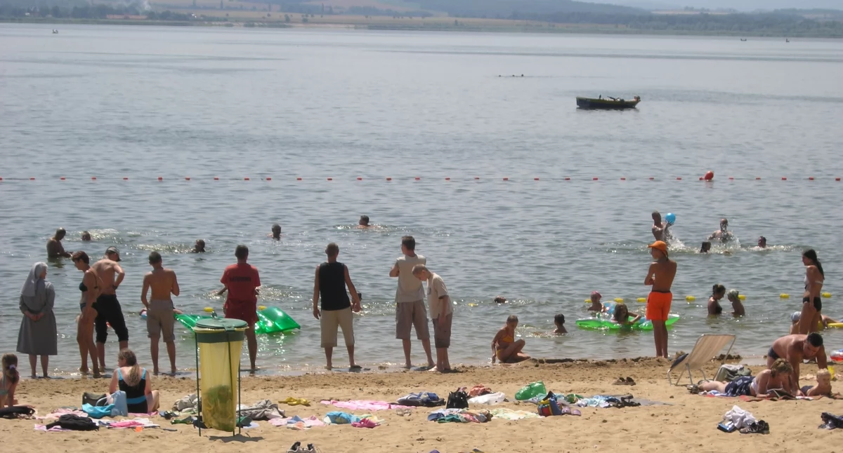 „Haracz” nad jeziorem nie zniknie