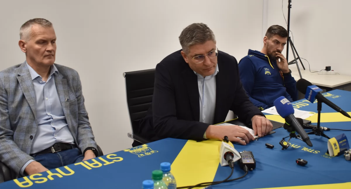 Prezes Stali nie rezygnuje
