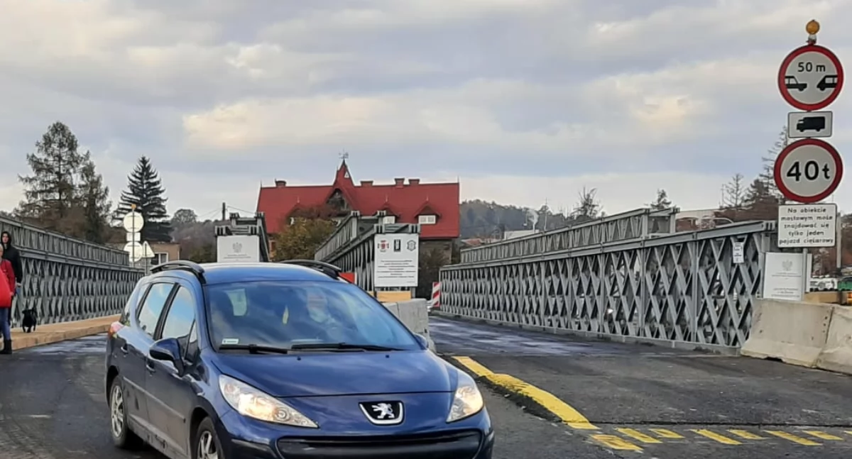 Kierowcy niszczą most tymczasowy? 