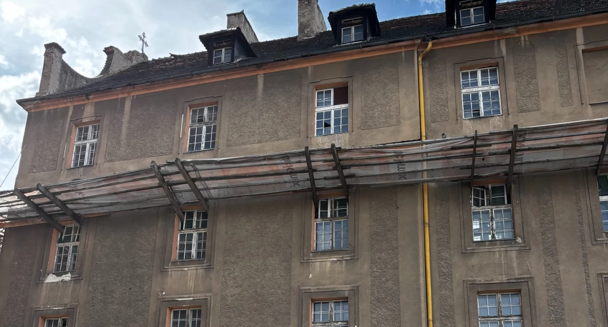 Mieszkania i usługi w byłym klasztorze felicjanek 