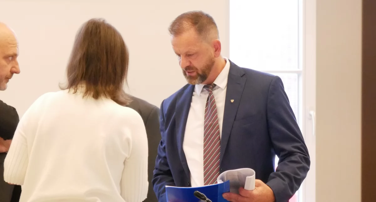 Kontrola radnego w Agencji Rozwoju Nysy. Wezwano policję 
