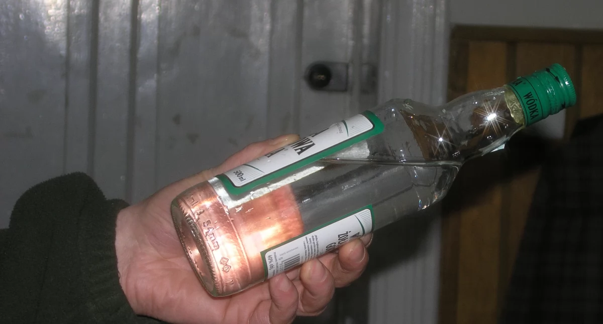 Chorobowe „alkoholowe”. ZUS podał liczbę zwolnień z powodu nadużycia alkoholu 