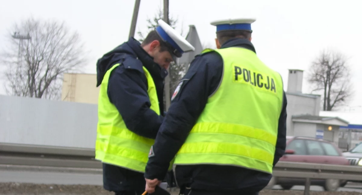 Kolizja trzech aut 