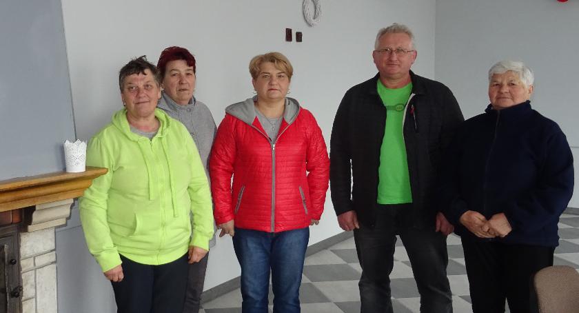 Historia gości w małej wsi
