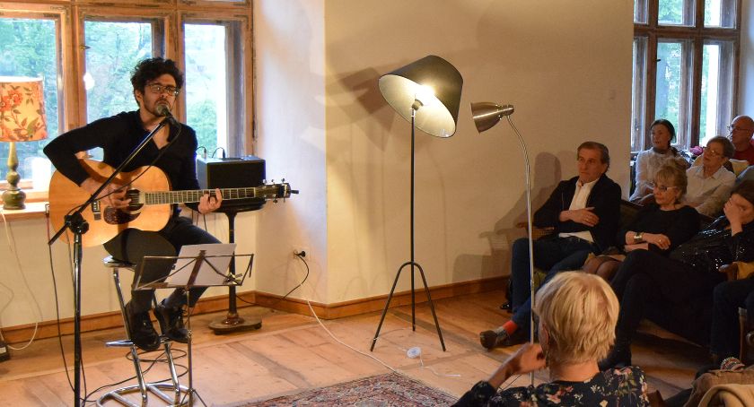 Wieczór z muzyką Fado