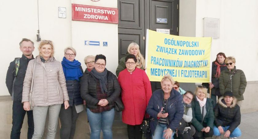 Medycy żądają wyższych płac