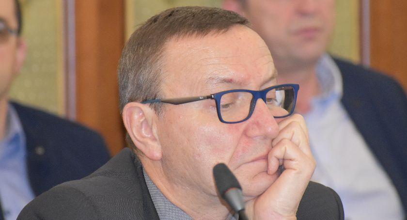 Konkursy na dyrektorów szkół