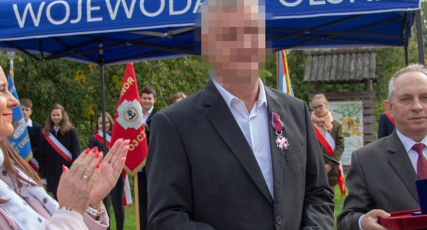 Radny przez 12 lat jeździł bez prawa jazdy. Jego sprawa ma być warunkowo umorzona