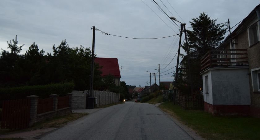 Sękowice: Lampy nie świeciły ponad miesiąc