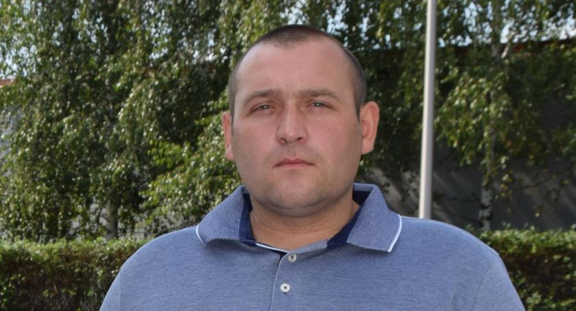 Pod sąd za krytykę