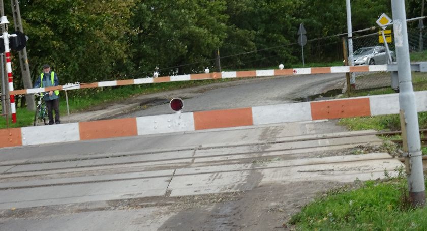 Zamknięty przejazd na Mazowieckiej 