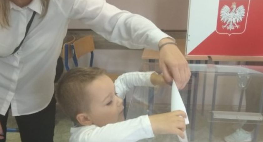 Powiat Nyski: Czterdzieści procent głosujących 