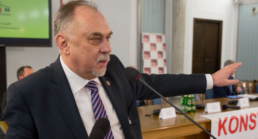 Cenzuro wróć!