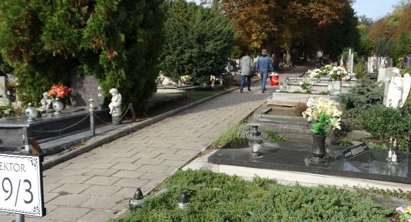 Nielegalne opłaty na cmentarzu