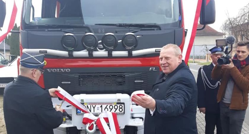 Nowy wóz dla strażaków z Korfantowa