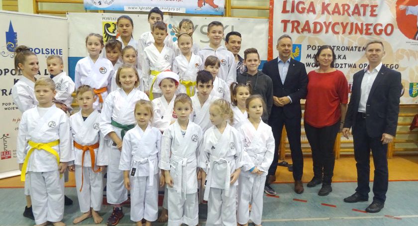 50 medali głuchołaskich karateków