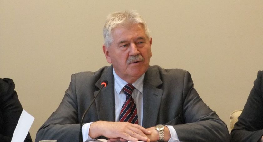 Prezes Kamienik odchodzi