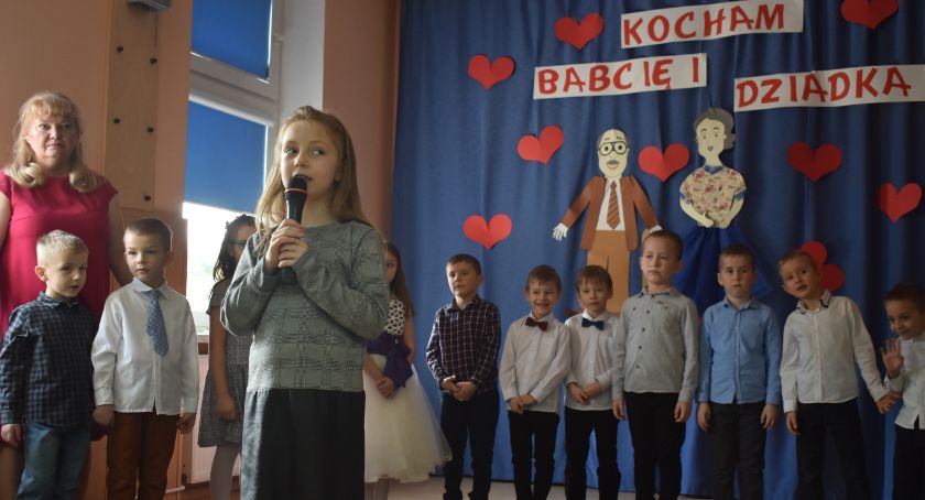 Najserdeczniejsze życzenia z okazji Dnia Babci i Dziadka!