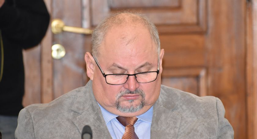 Nowy sekretarz powiatu, to córka radnego PiS