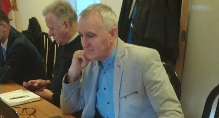 Gminy nie stać na krytą pływalnię