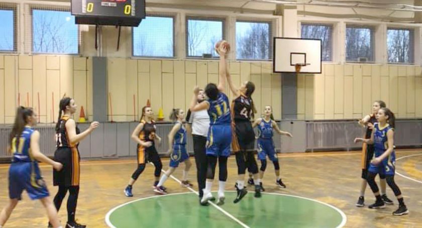 Skuteczny finisz Chrobrego