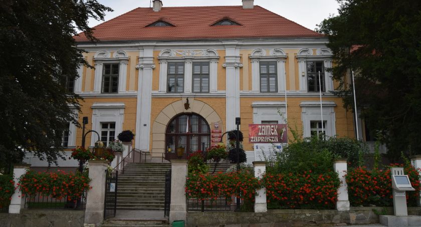 Otmuchów: Trwa remont urzędu