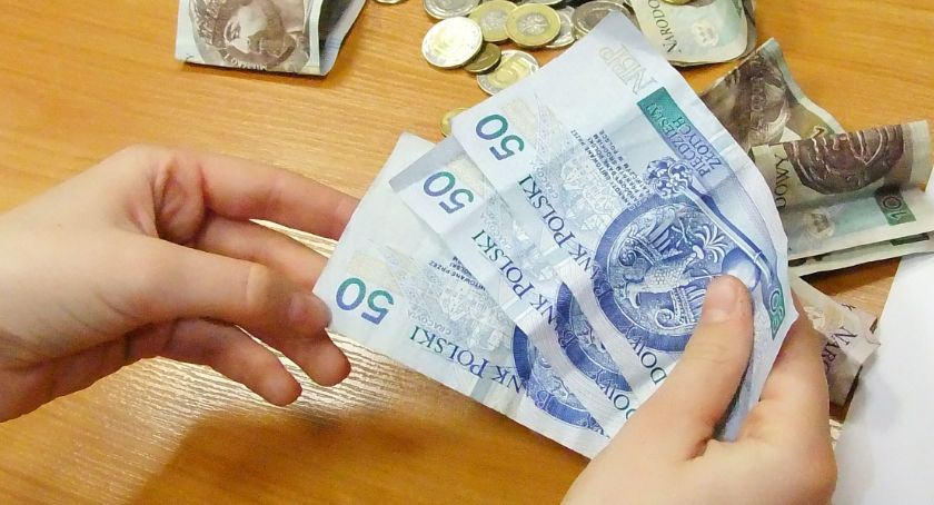 Rosną ceny. Koronawirus zaatakował nasze kieszenie
